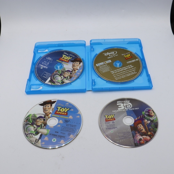 Toy Story (Blue-ray + 3D + DVD, 2011, 4-Disc Set) Walt Disney Pixar, Tom… - Picture 2 of 4